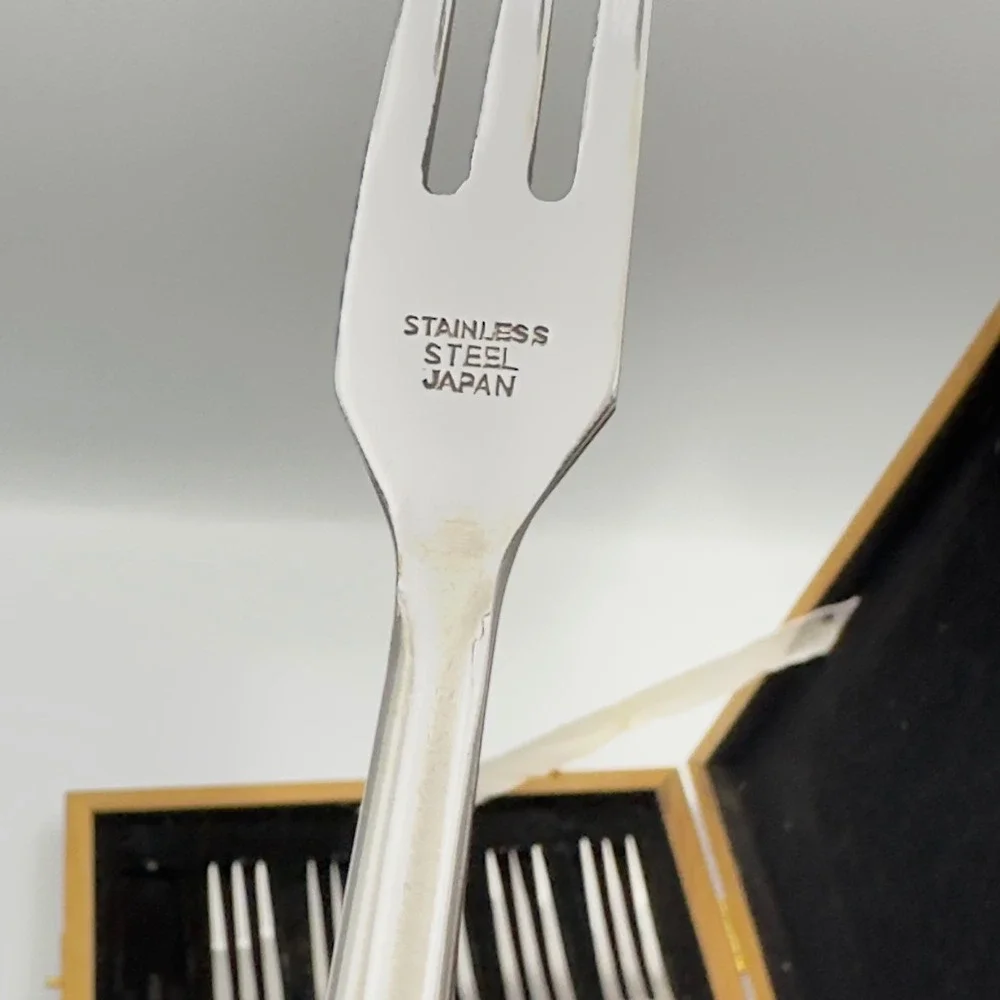 Vintage MCM Stainless Steel Wood Handle Dessert Fork Set of 6 Japan with Box‎
